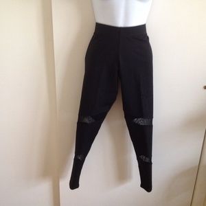 SOLD-Mondor Cutout Performance Leggings Size M